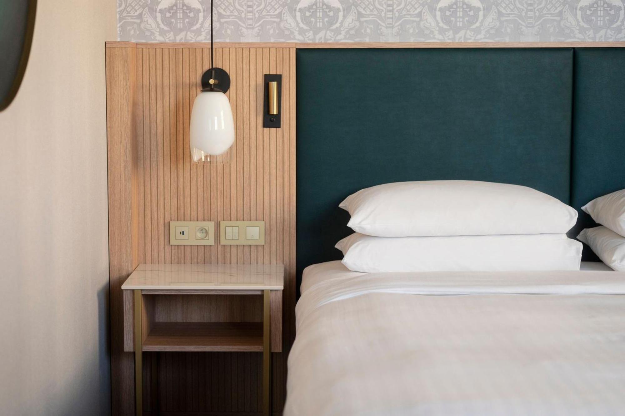 Brussels Marriott Hotel Grand Place Bagian luar foto